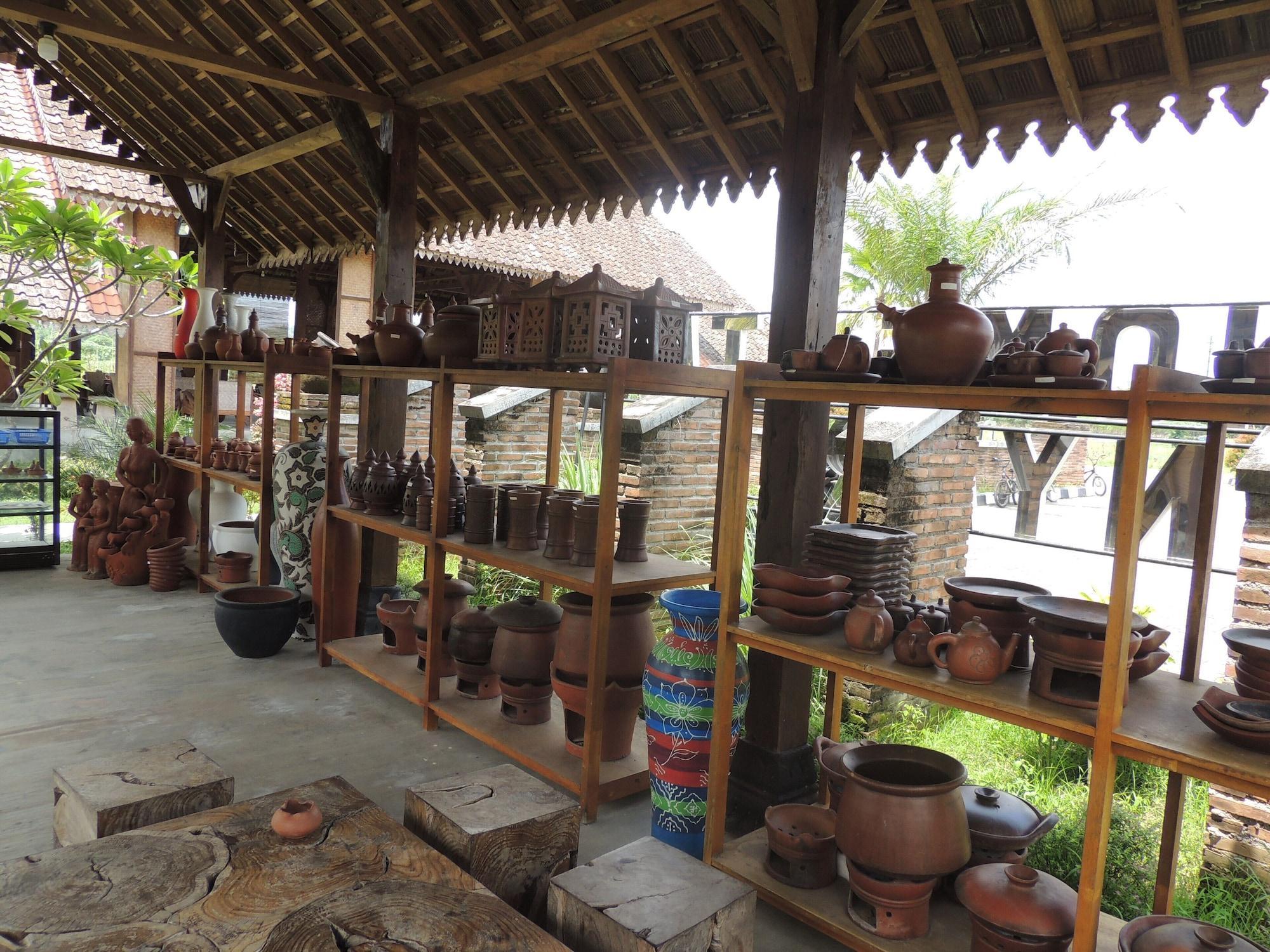 فندق Balkondes Karanganyar Pottery Academy ماجلانج المظهر الخارجي الصورة